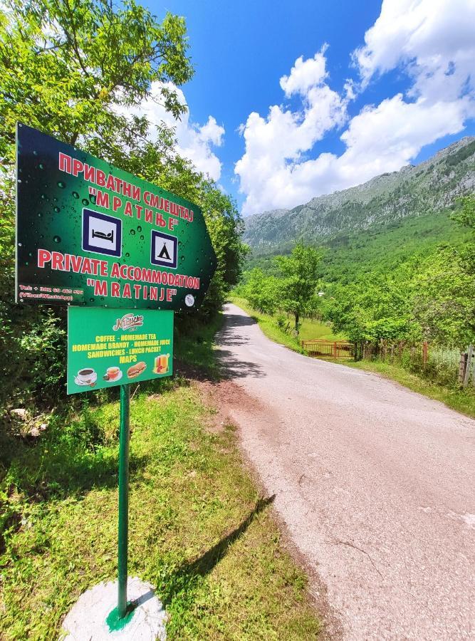 Privatni Smjestaj "Mratinje" Guest House Pluzine Exterior photo